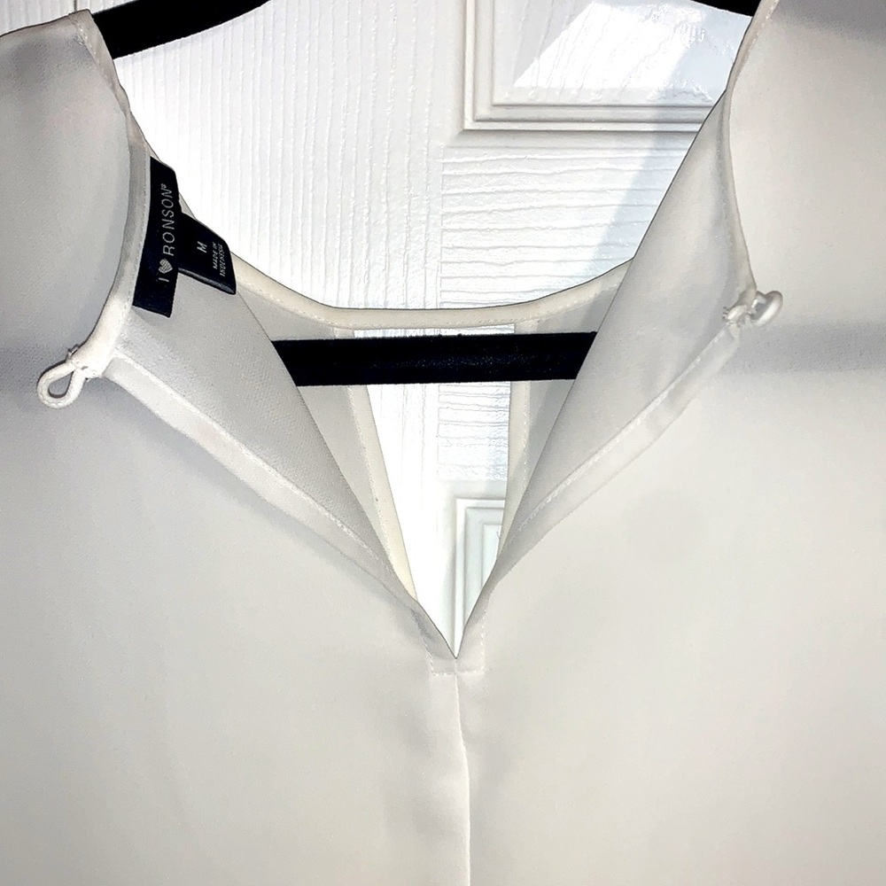 I ❤️ Ronson White Ruffle Shoulder Blouse - Picture 5 of 8